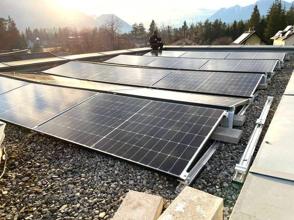 EBZ-Energie-Photovoltaik-Flachdach Wärmepumpe