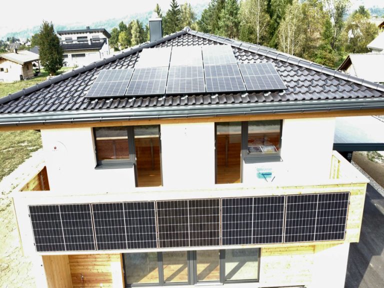 EBZ Energie Photovoltaik Speicher und Notstromumschalter