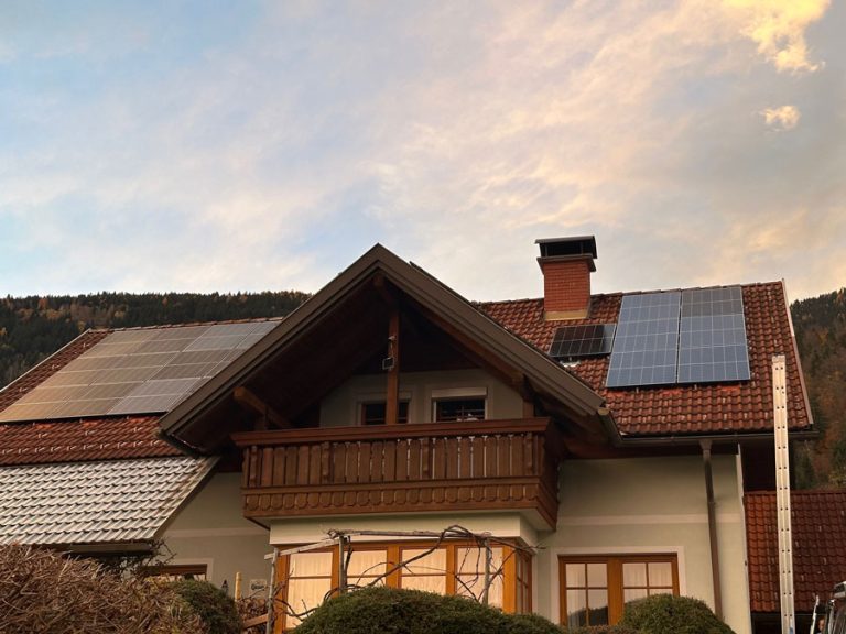 EBZ Energie Photovoltaik 12,04 kWp PV mit Axitec Modulen