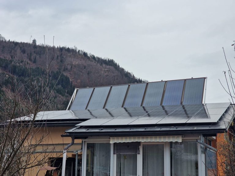 EBZ Energie Photovoltaik Eisen-Ionen Speicher 23 Axitec Module